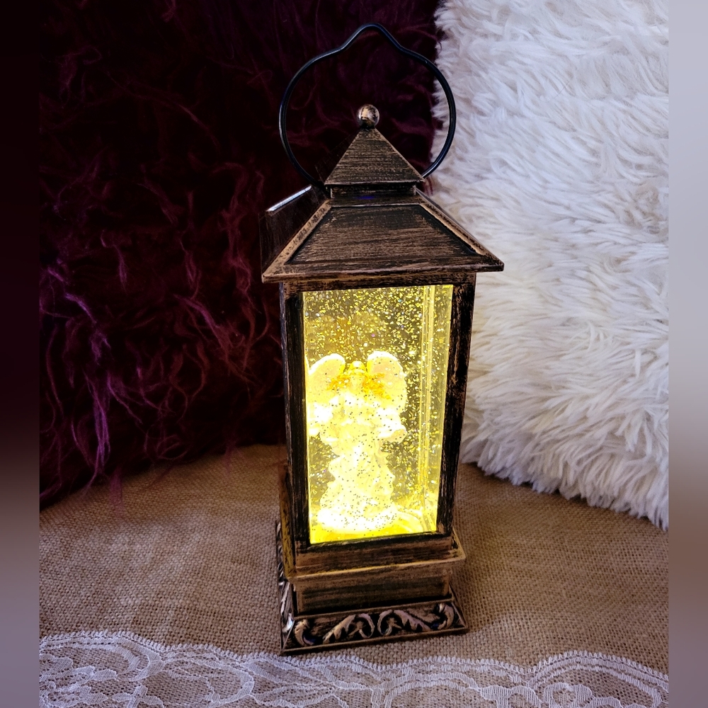 Battery operated large square snow angel light